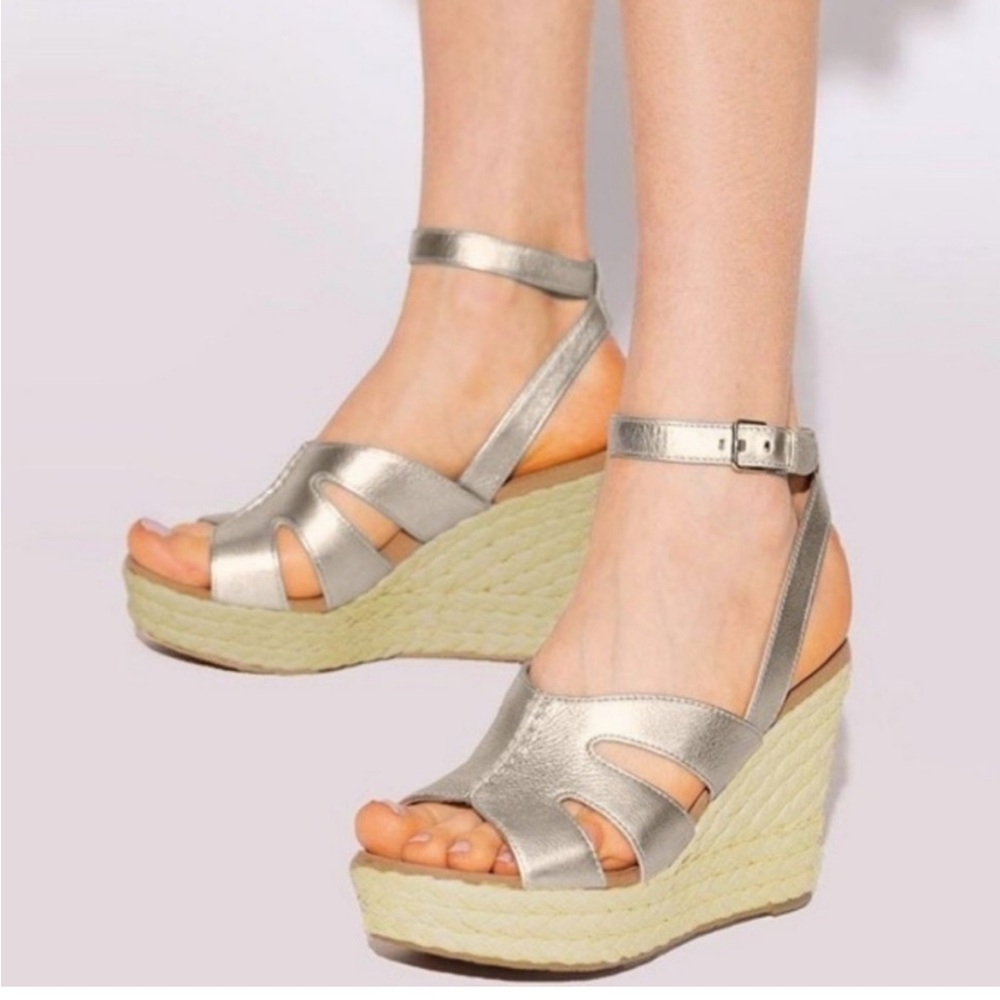 UGG Careena Heeled Sandals-Pale Gold Metallic Leather Size 10